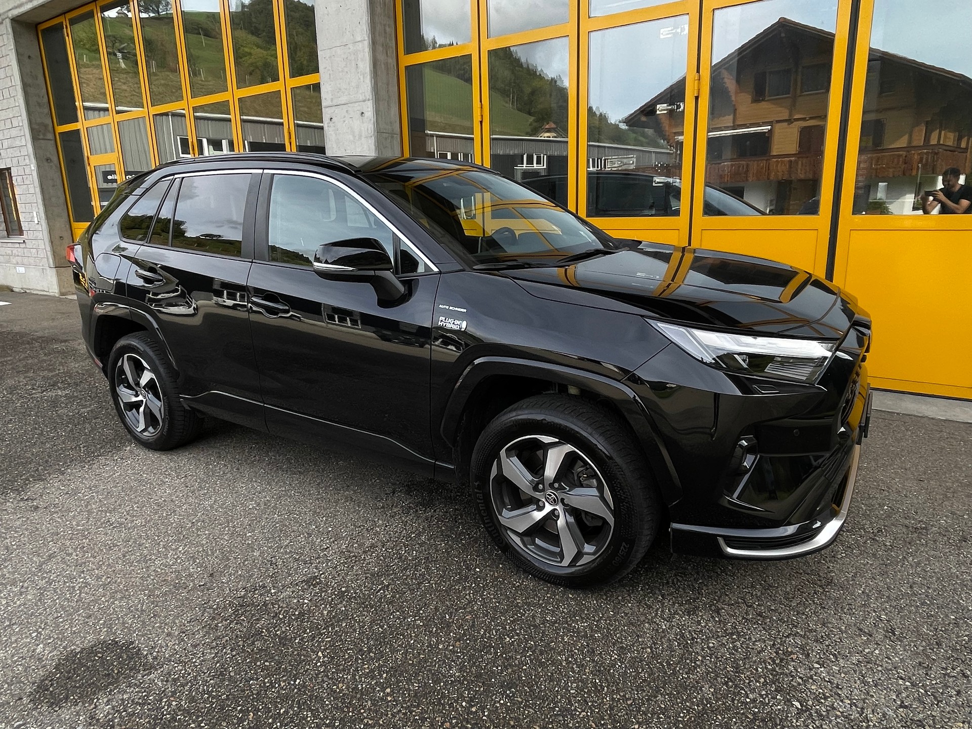 TOYOTA RAV-4 2.5 PHEV Premium e-CVT 4WD-image-8