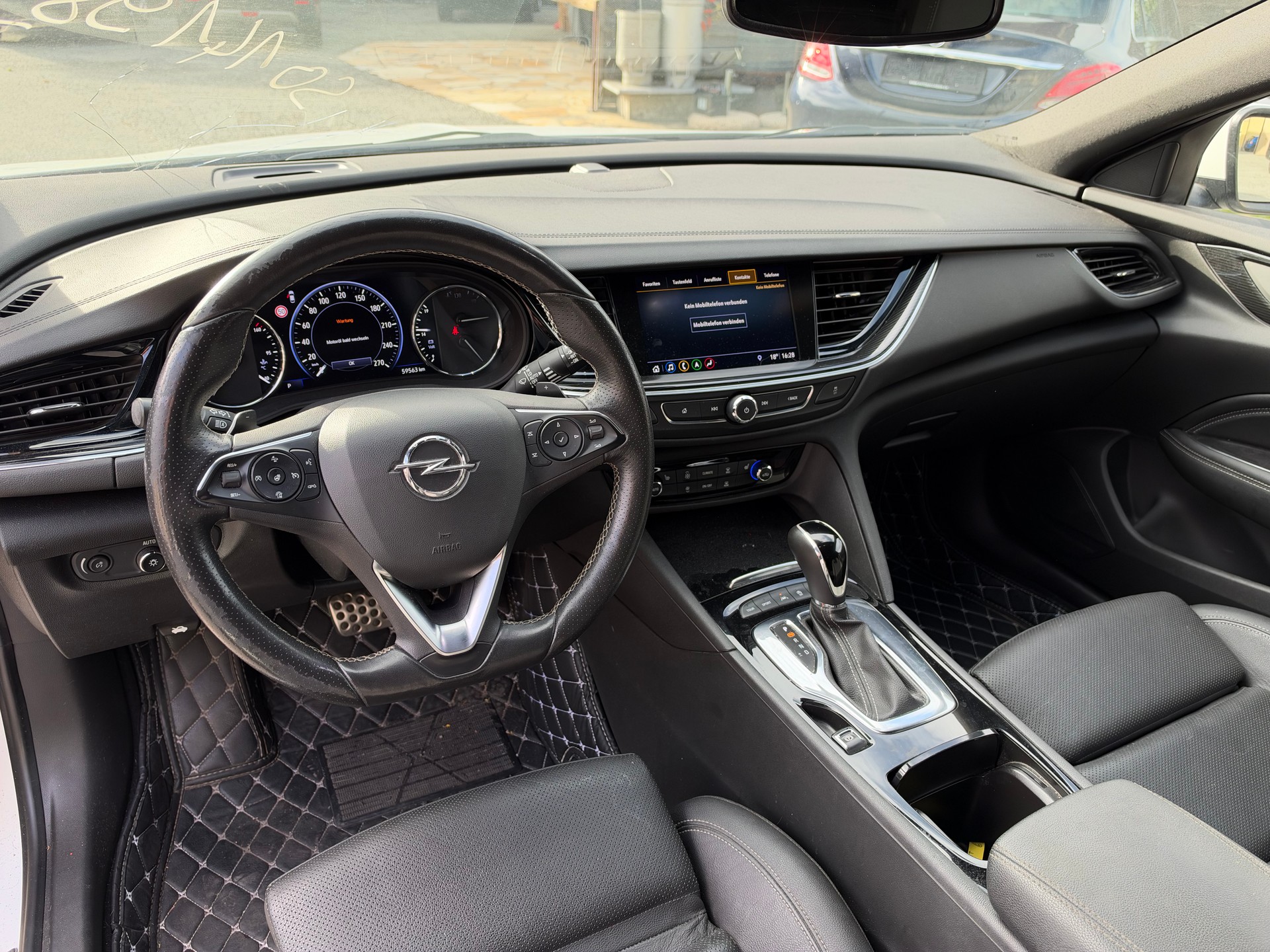 OPEL Insignia 1.6 T Sports Tourer Excellence Automatic-image-12