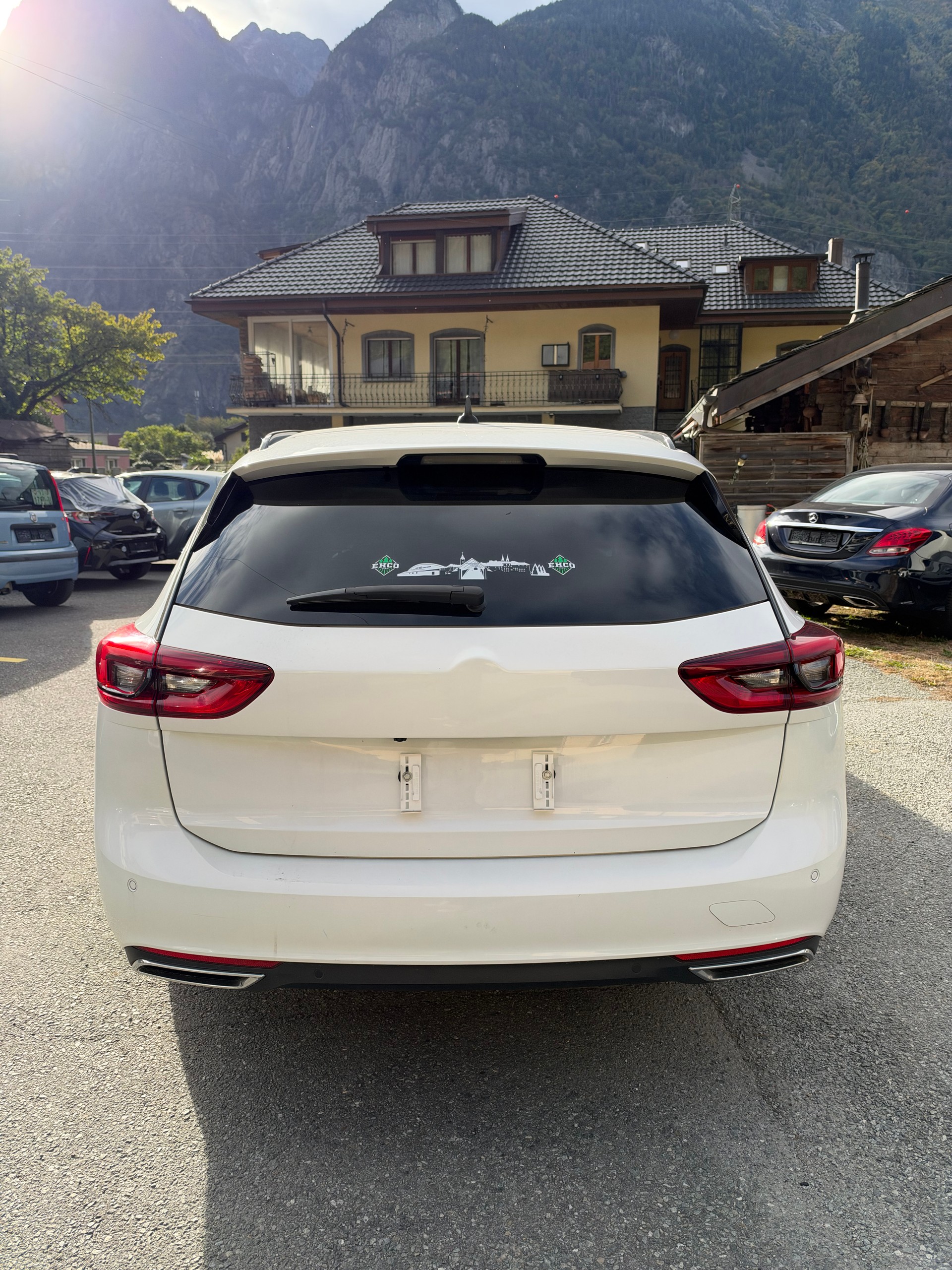 OPEL Insignia 1.6 T Sports Tourer Excellence Automatic-image-6