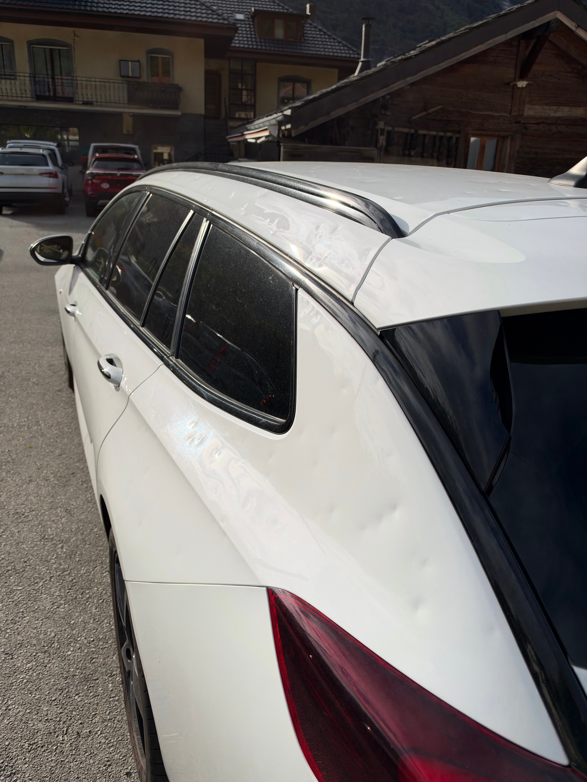 OPEL Insignia 1.6 T Sports Tourer Excellence Automatic-image-8