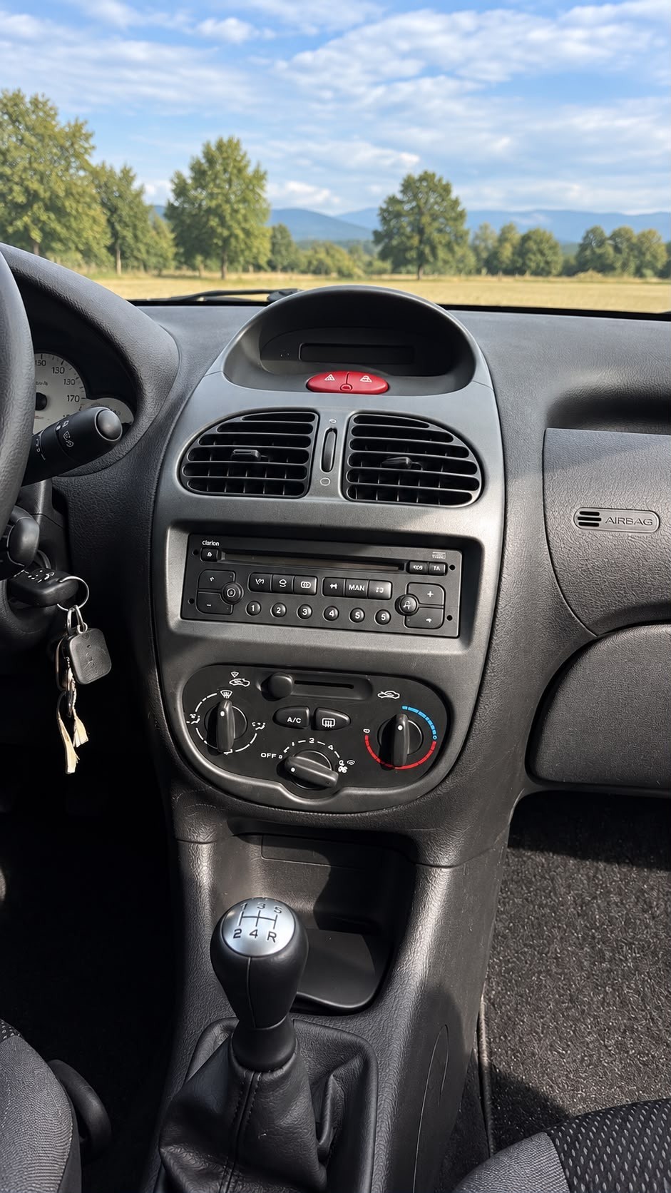PEUGEOT 206 1.4 Trendy-image-9