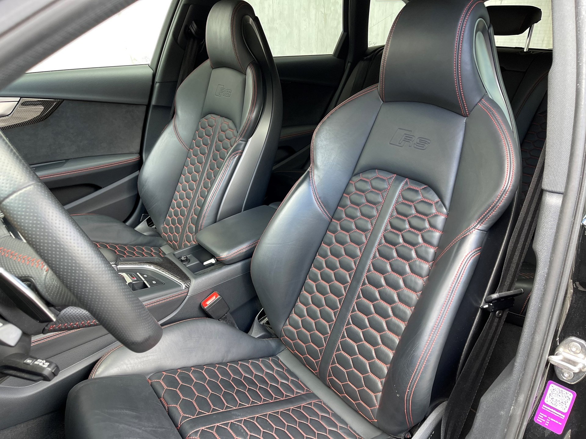 AUDI RS4 Avant 2.9 TFSI quattro tiptronic-image-12