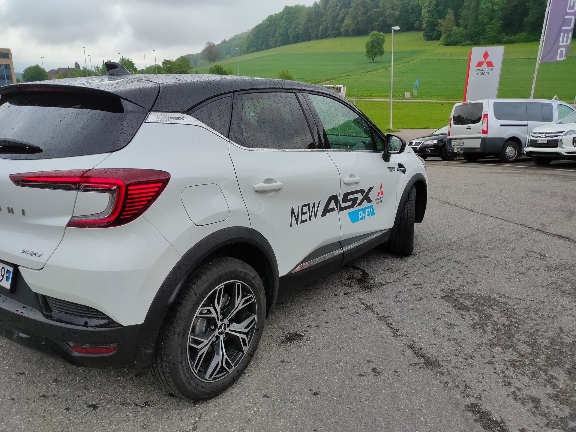 MITSUBISHI ASX 1.6 PHEV Saisho-image-3