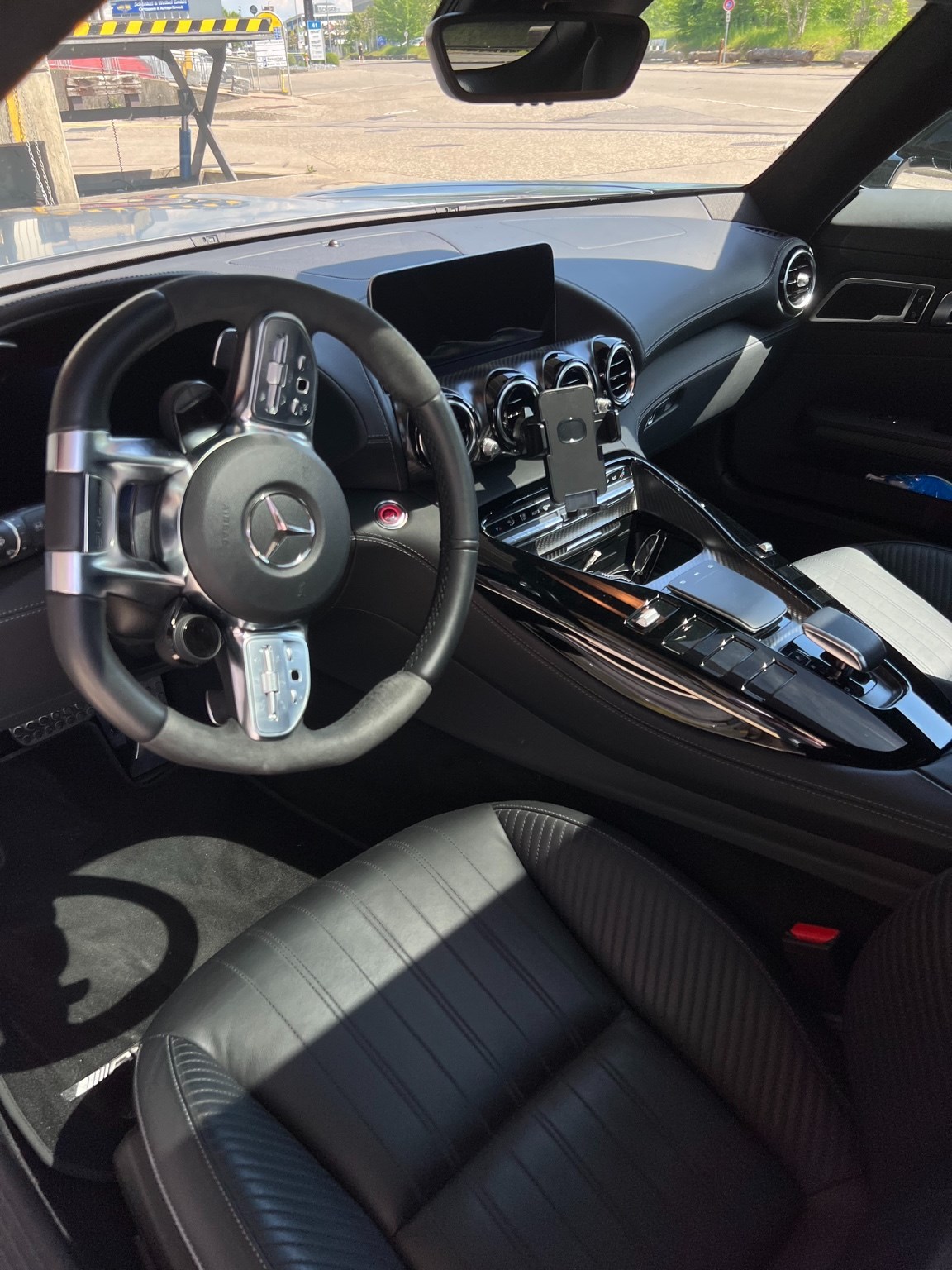 MERCEDES-BENZ AMG GT C Speedshift DCT-image-16