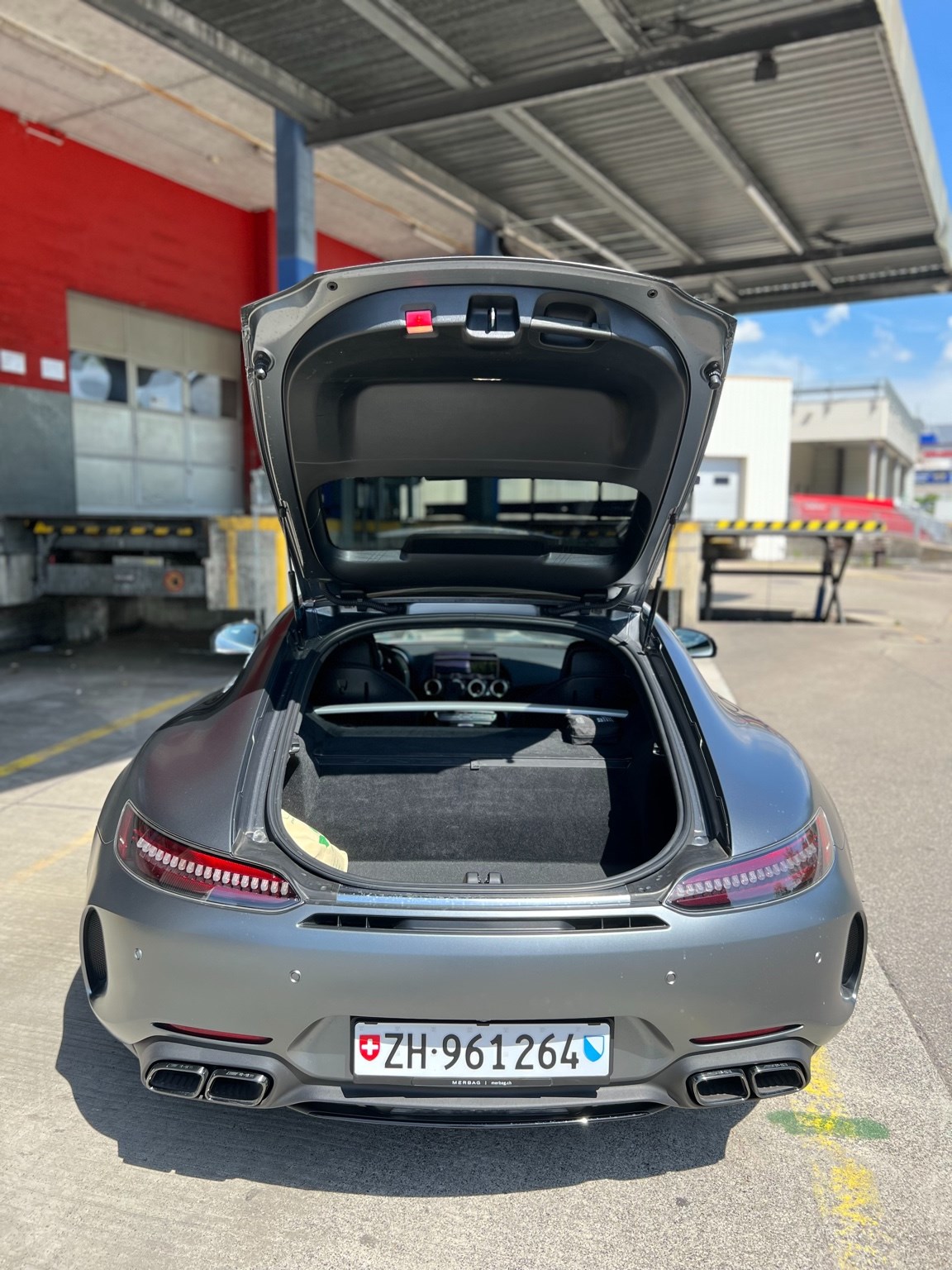 MERCEDES-BENZ AMG GT C Speedshift DCT-image-19