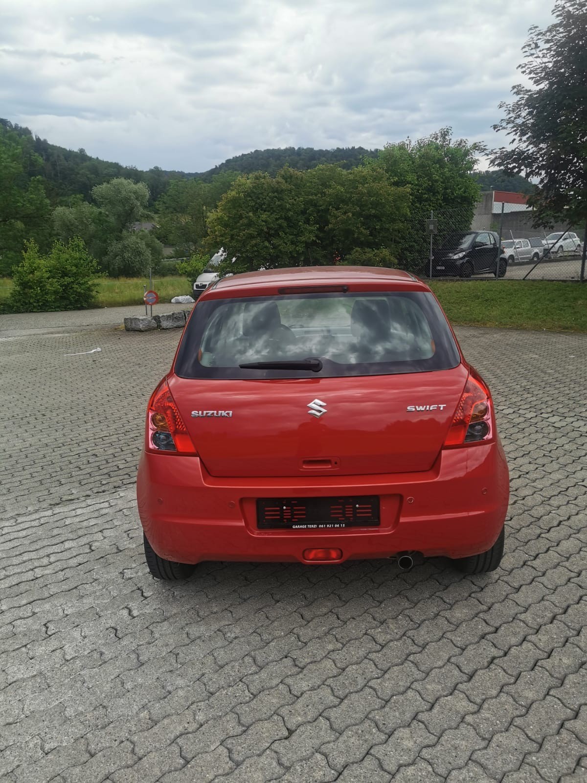 SUZUKI Swift 1.5i 16V VVT GL Automat-image-5