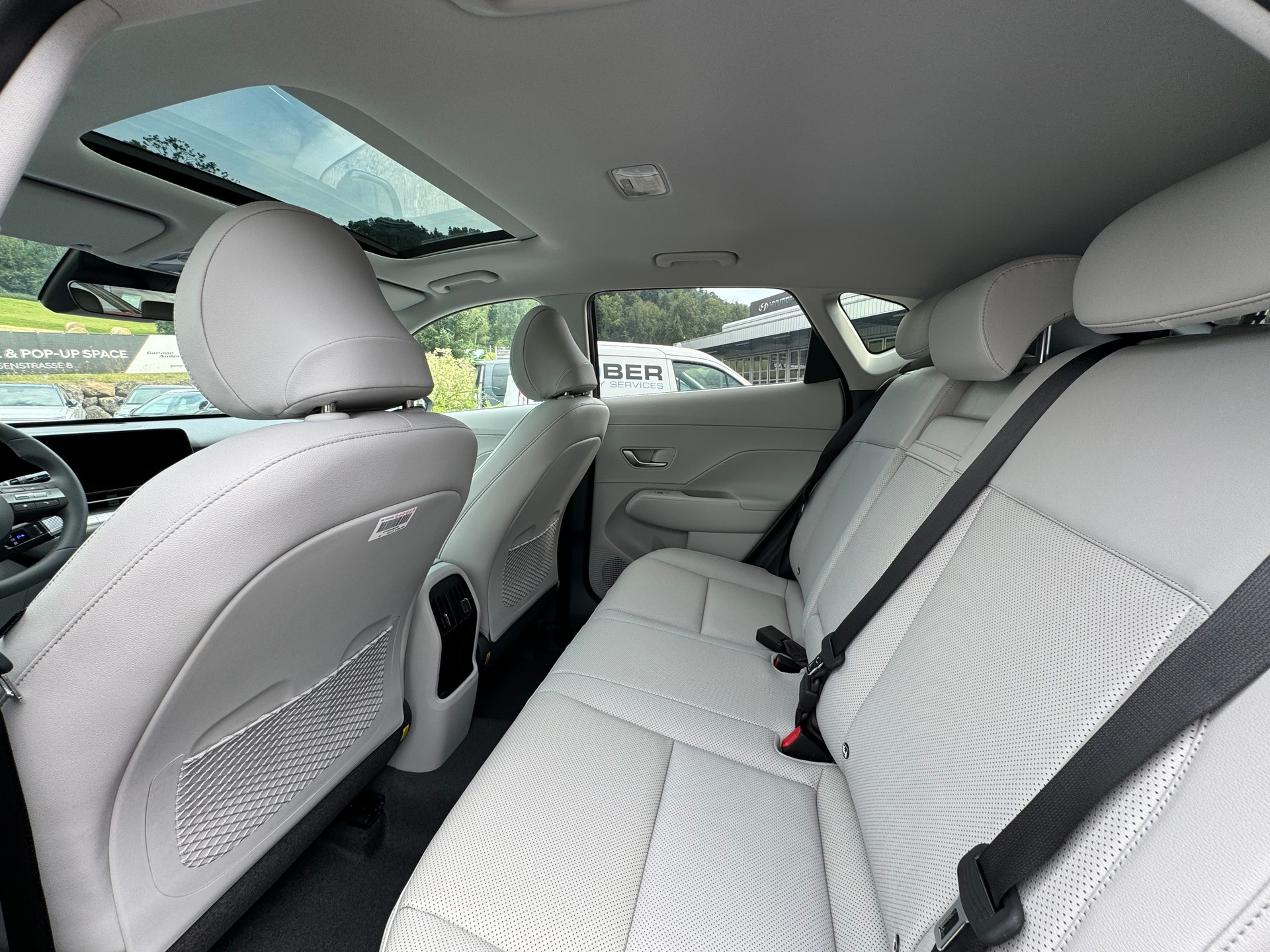 HYUNDAI Kona 1.6 GDi HEV Vertex DCT-image-8