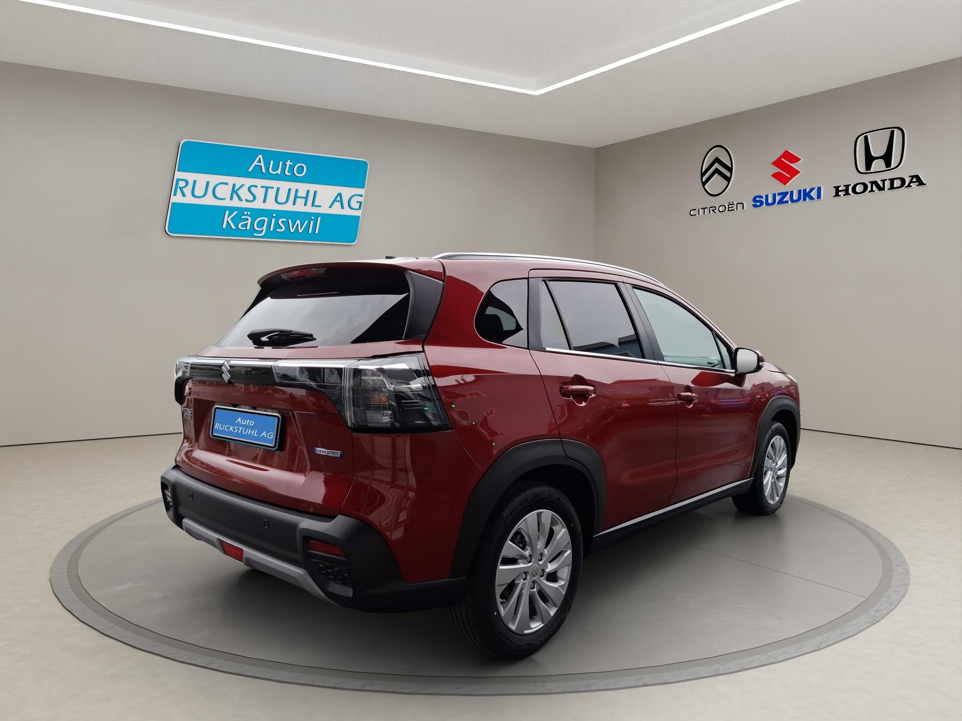 SUZUKI S-Cross 1.4 T Compact+ Hybrid 4x4-image-2