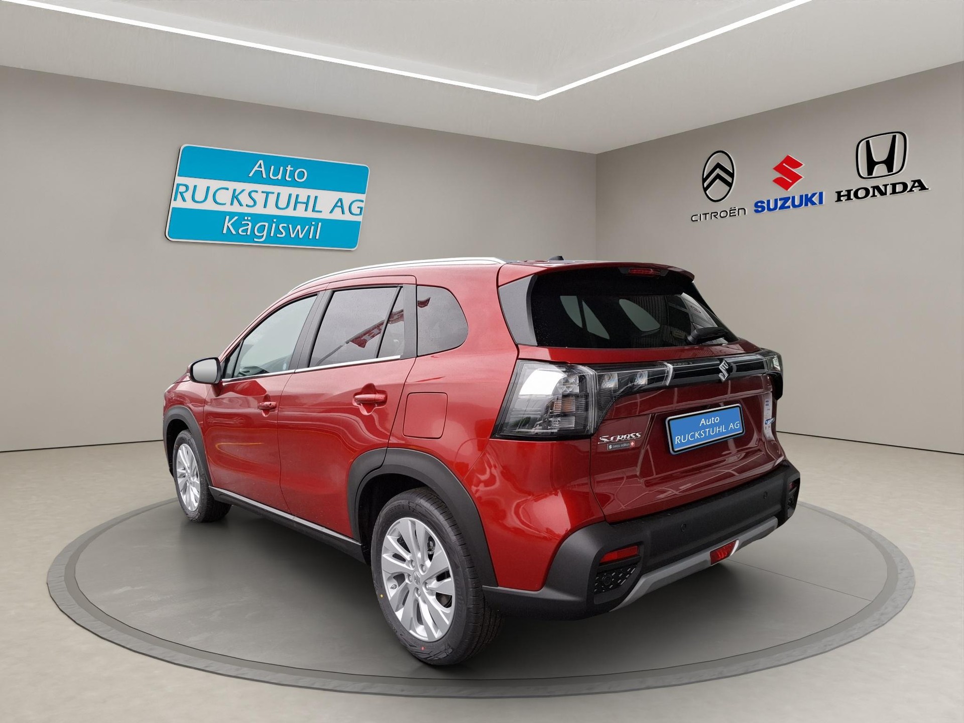 SUZUKI S-Cross 1.4 T Compact+ Hybrid 4x4-image-3