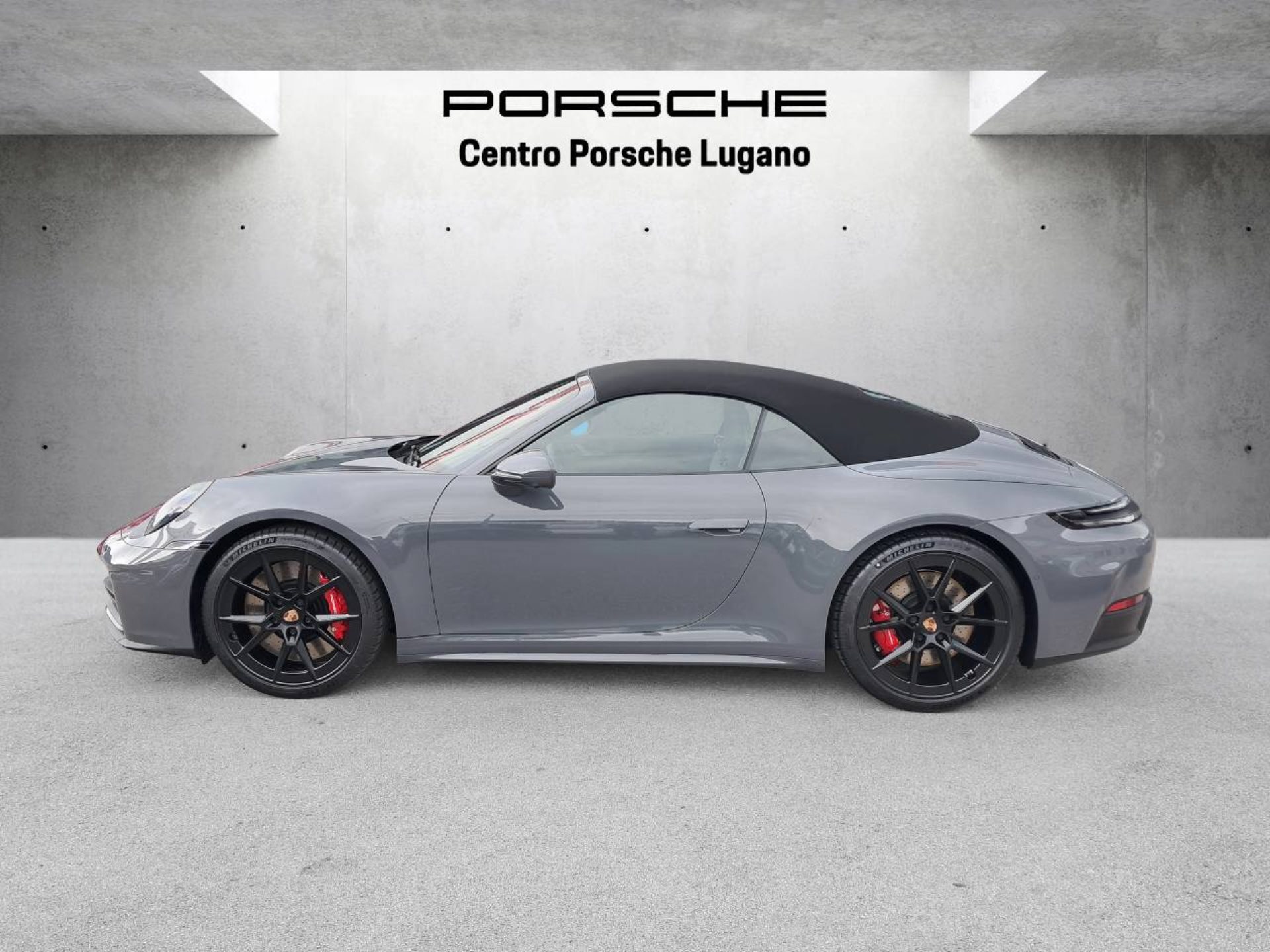 PORSCHE 911 Carrera S Cabriolet-image-6