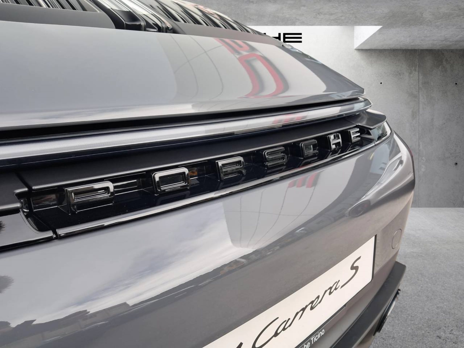 PORSCHE 911 Carrera S Cabriolet-image-12