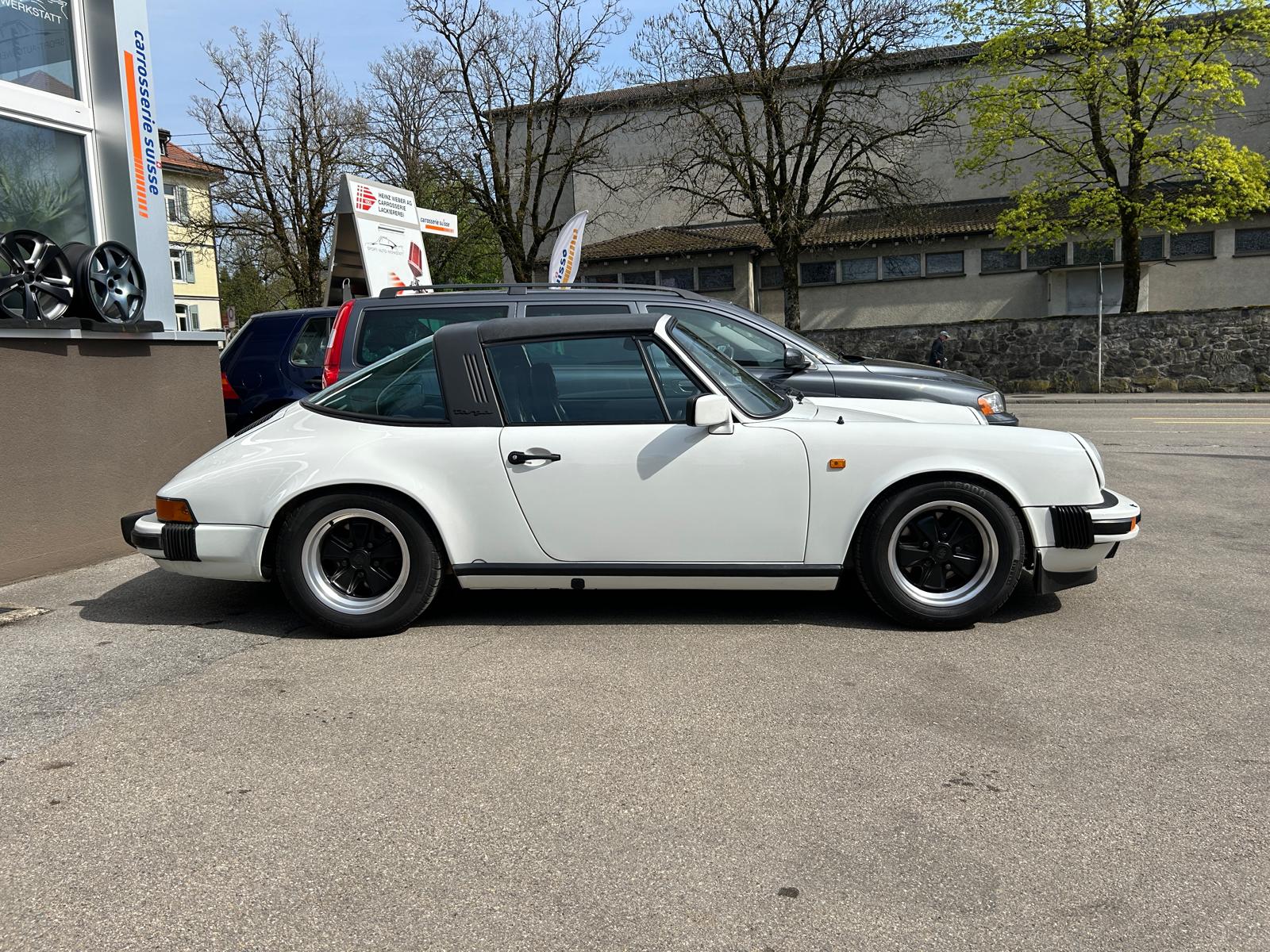 PORSCHE 911 Carrera Targa-image-3