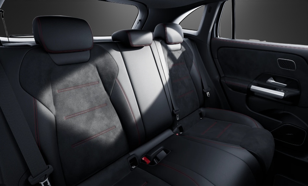 MERCEDES-BENZ GLA 250 e EQ Star 8G-DCT-image-6