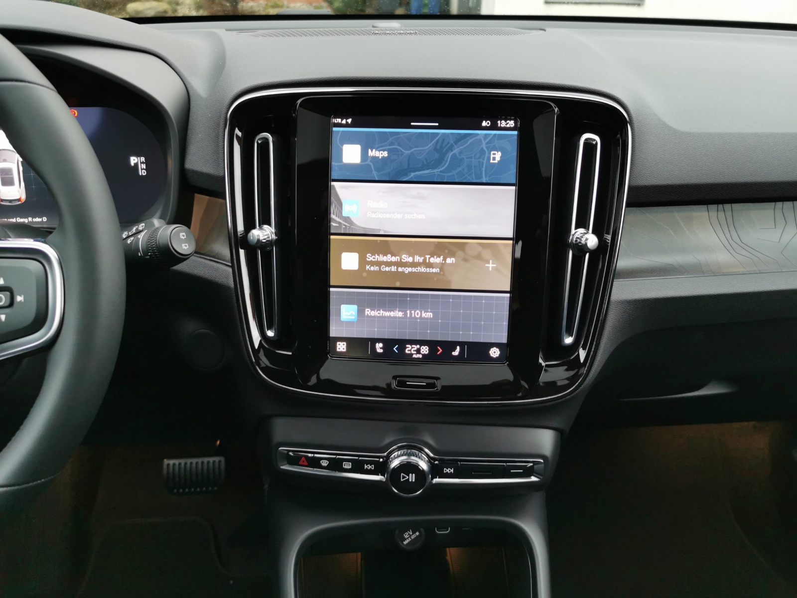 VOLVO EX40 Twin Ultra AWD-image-18