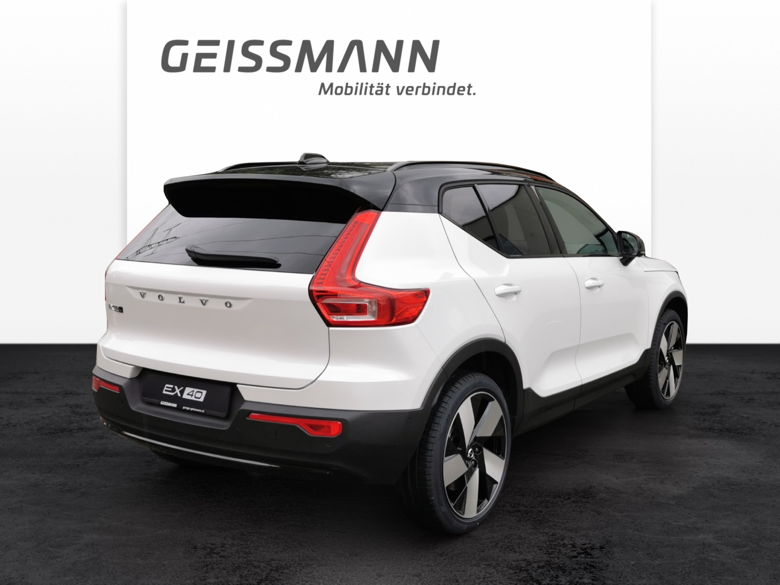 VOLVO EX40 Twin Ultra AWD-image-4