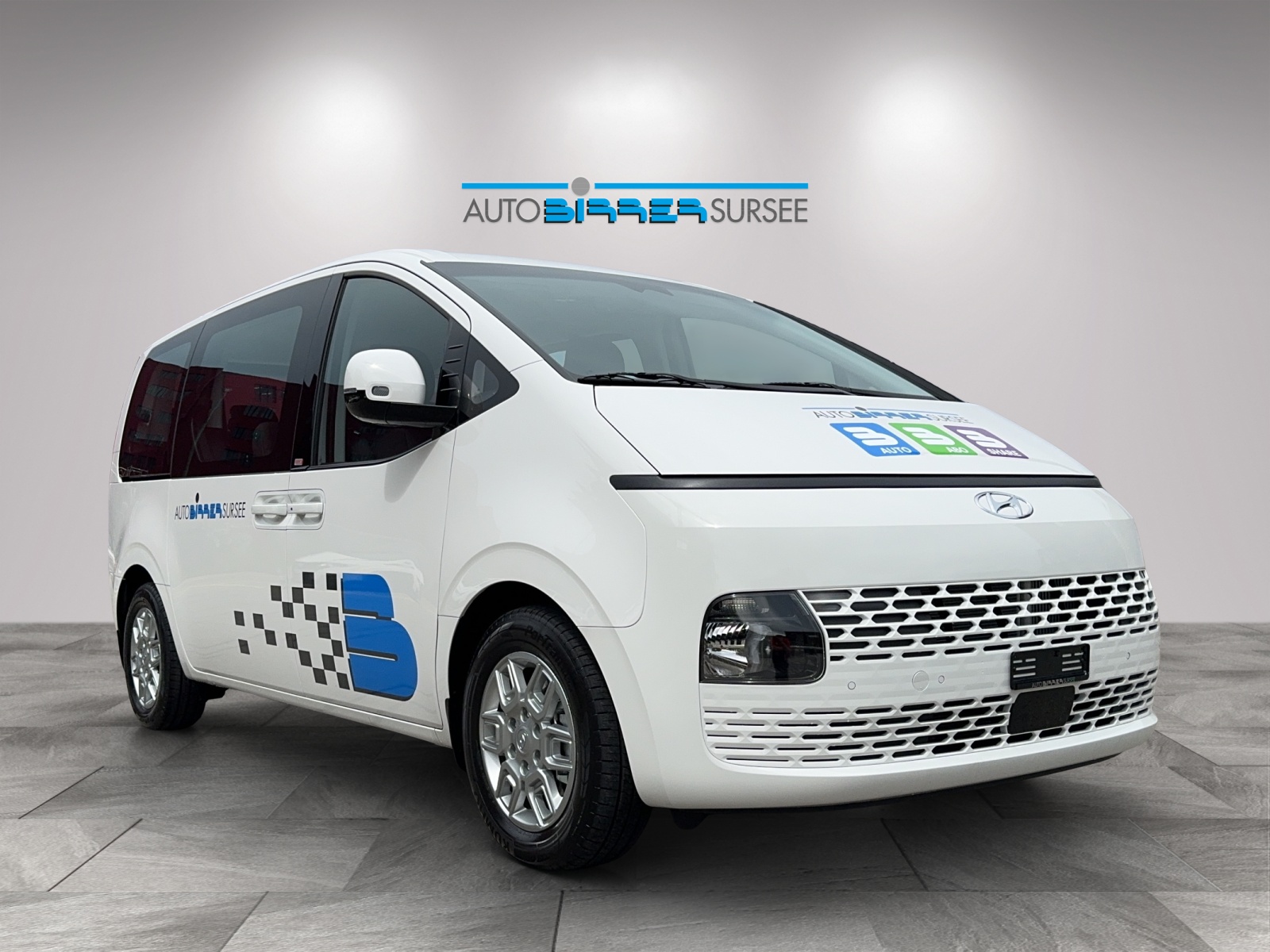 HYUNDAI Staria Wagon 2.2 CRDI Amplia-image-2