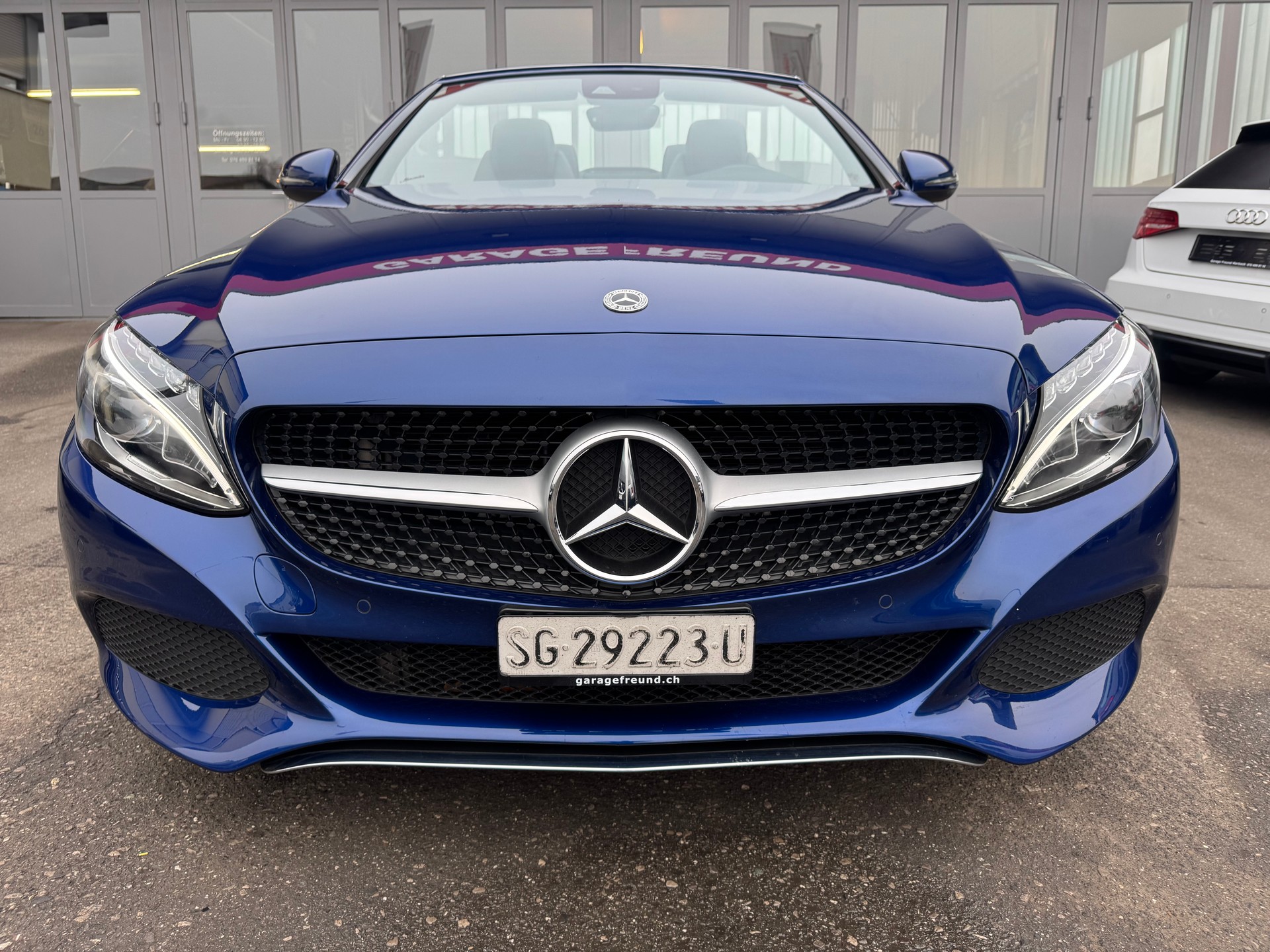 MERCEDES-BENZ C 180 Cabriolet 9G-Tronic-image-3