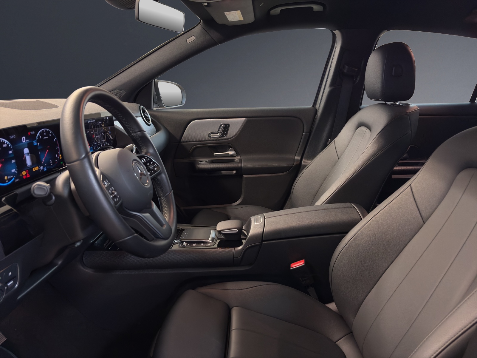 MERCEDES-BENZ GLA 200 4M Style 8G-D-image-6