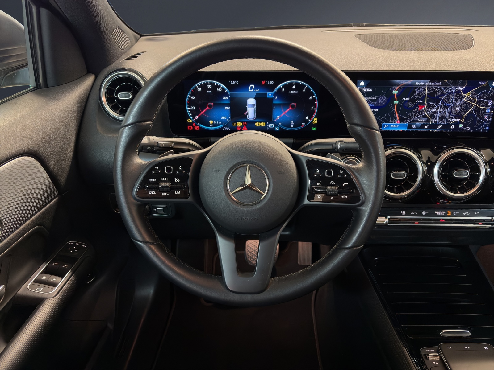 MERCEDES-BENZ GLA 200 4M Style 8G-D-image-12