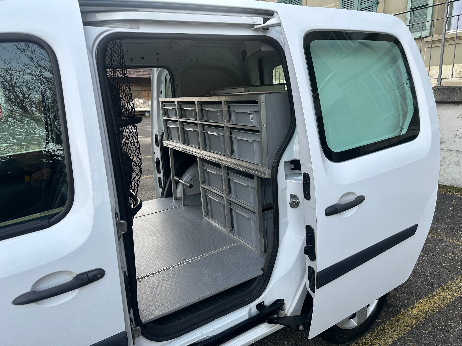 RENAULT KANGOO EXPR.-image-11