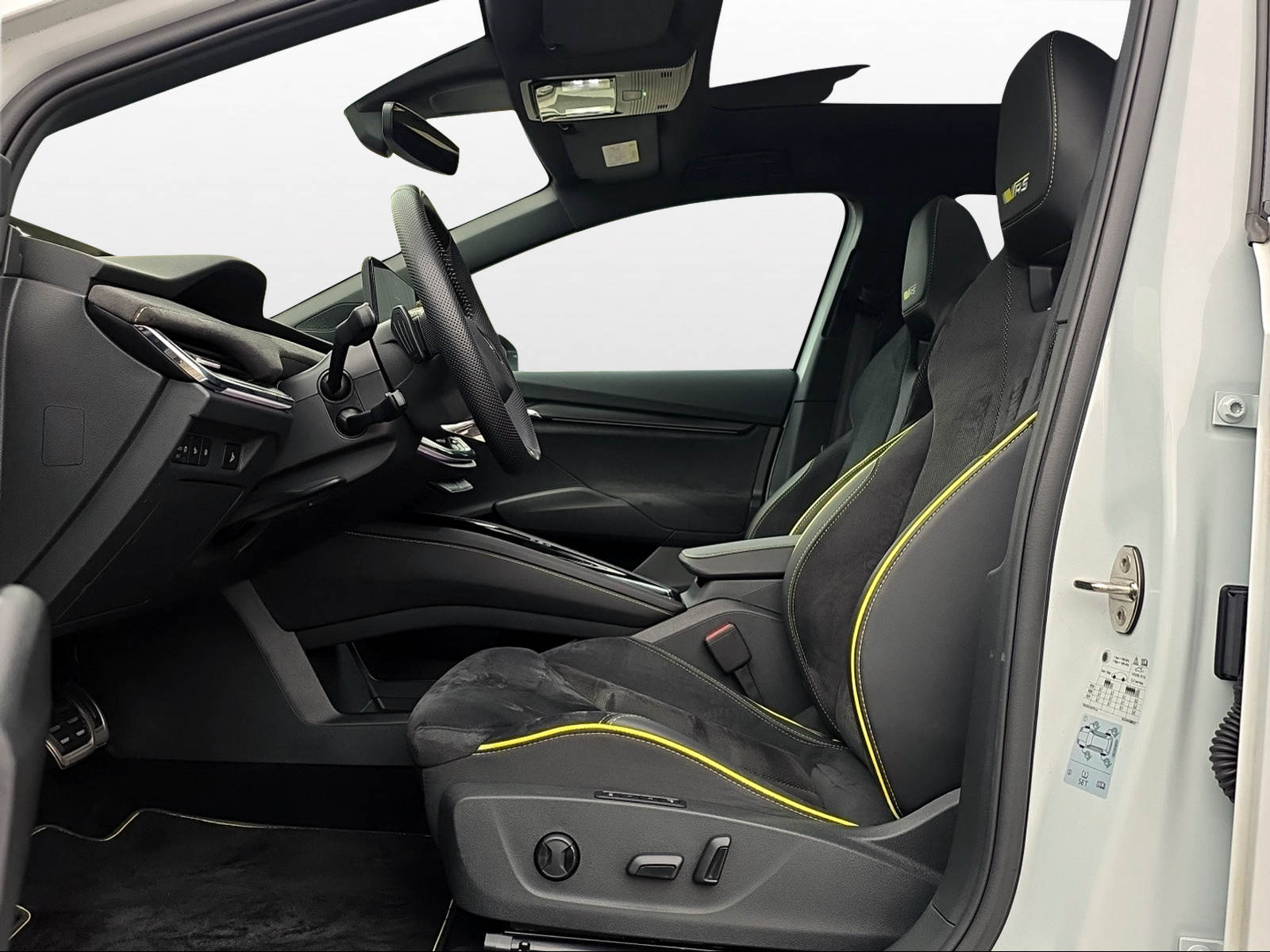 SKODA Enyaq Coupé RS iV 80 4x4-image-6