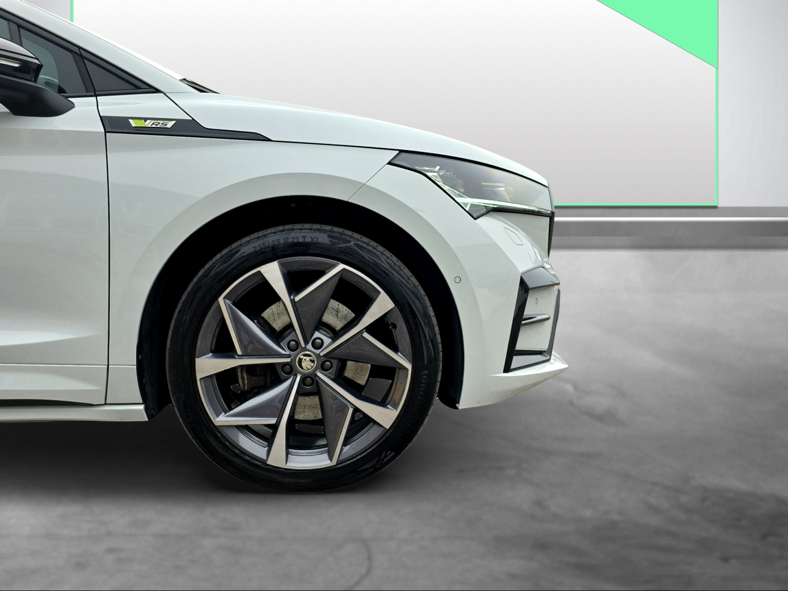 SKODA Enyaq Coupé RS iV 80 4x4-image-14
