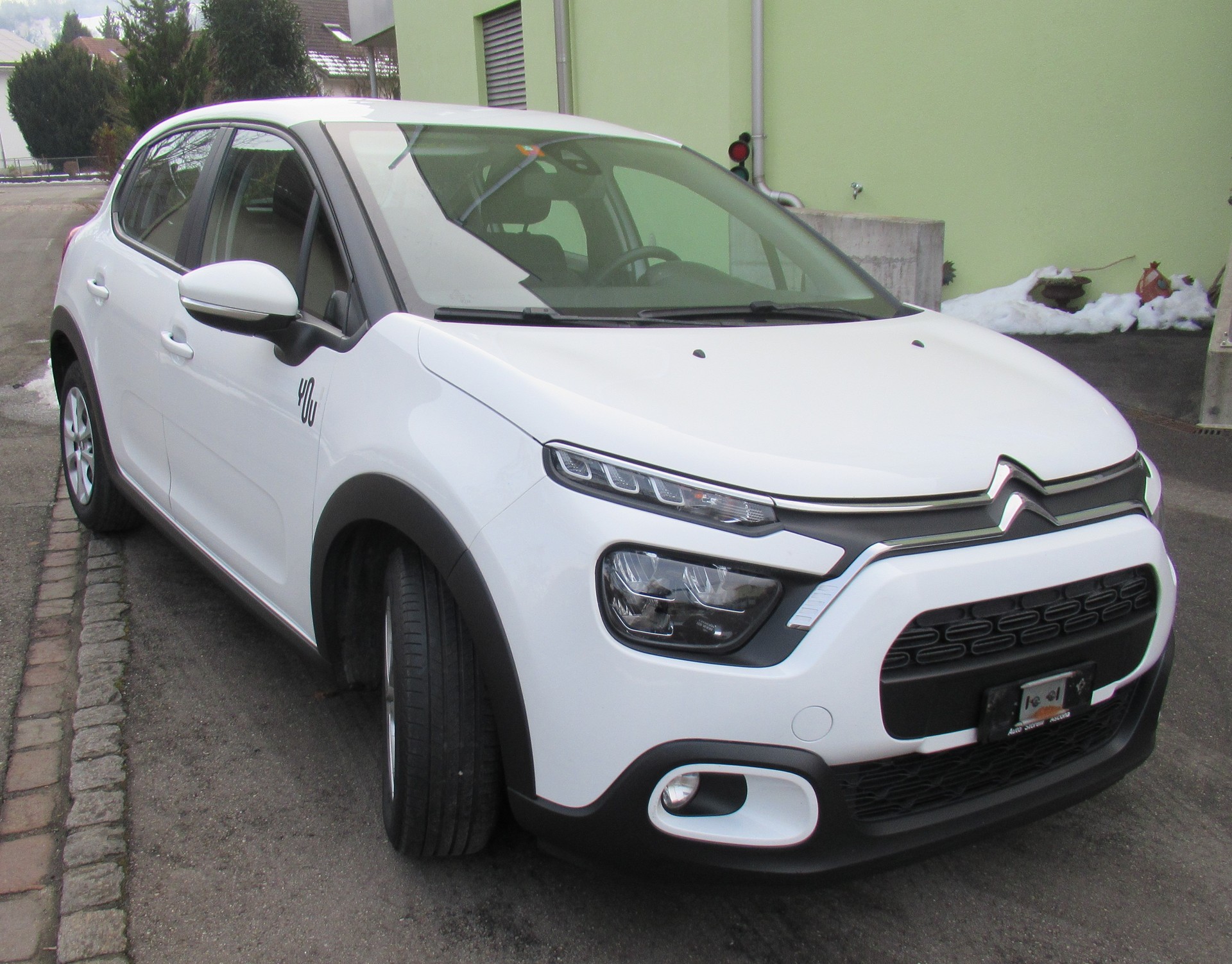 CITROEN C3 1.2i PureTech Swiss Edition-image-2