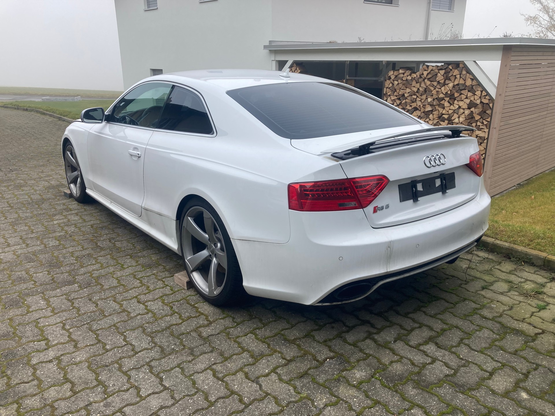 AUDI RS5 Coupé 4.2 FSI quattro S-tronic-image-3
