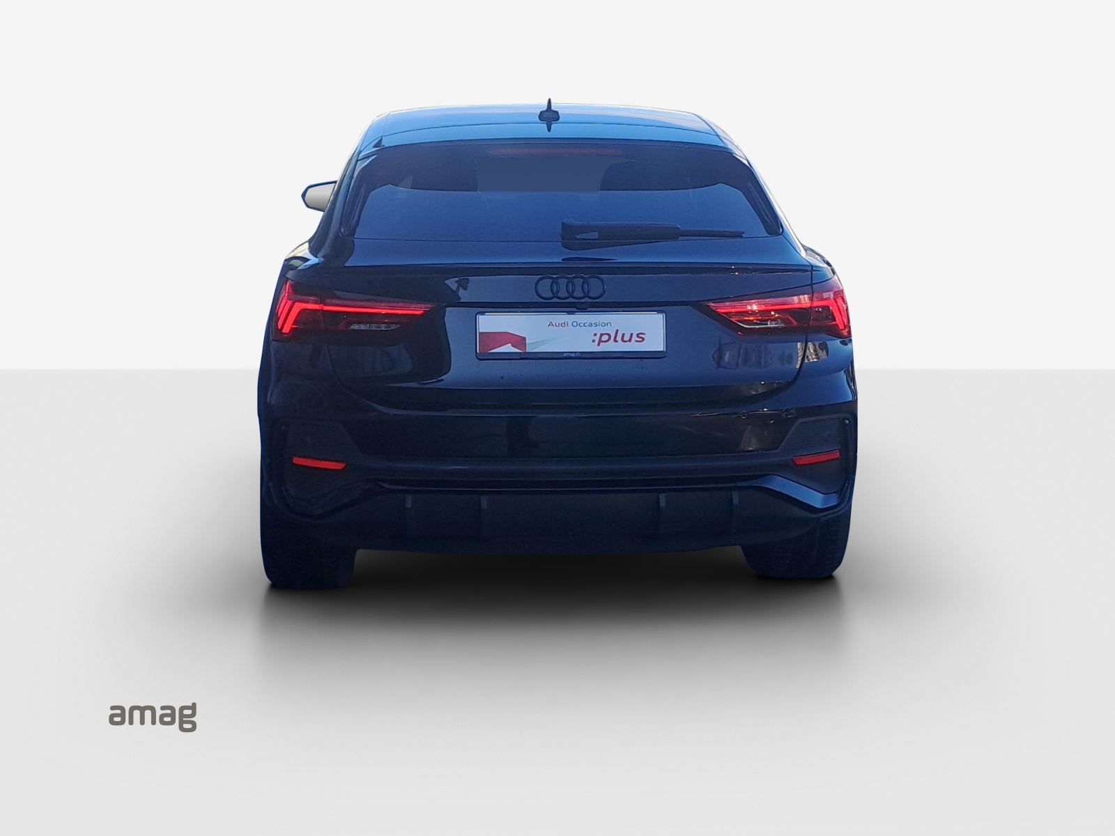 AUDI Q3 Sportback 35 TFSI S line S-tronic-image-3