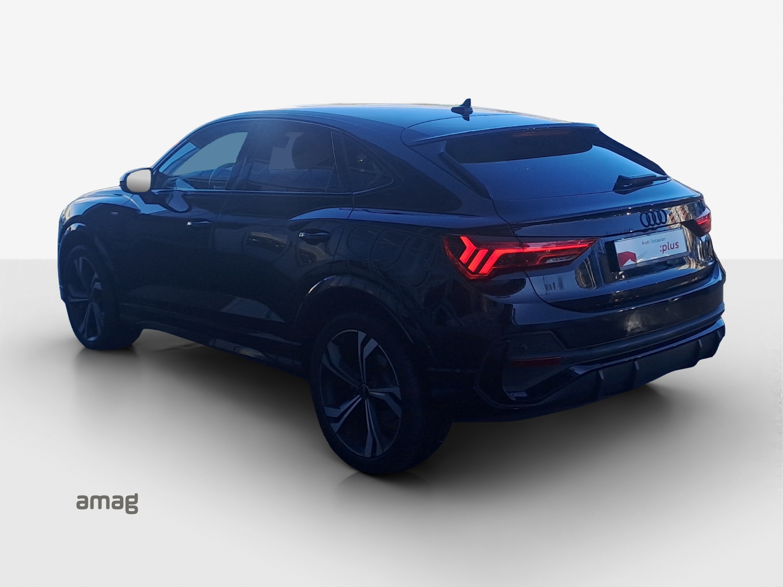 AUDI Q3 Sportback 35 TFSI S line S-tronic-image-2