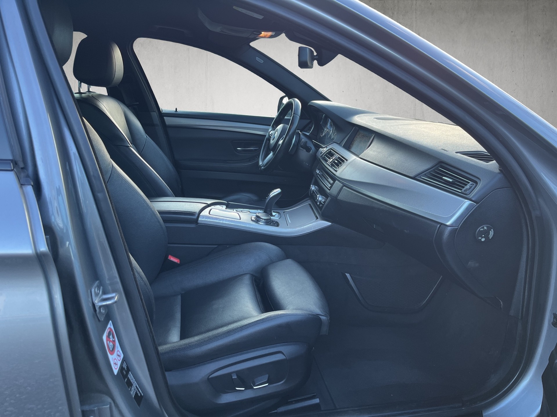 BMW 530d Touring xDrive Steptronic, M-Sportpacket.-image-9