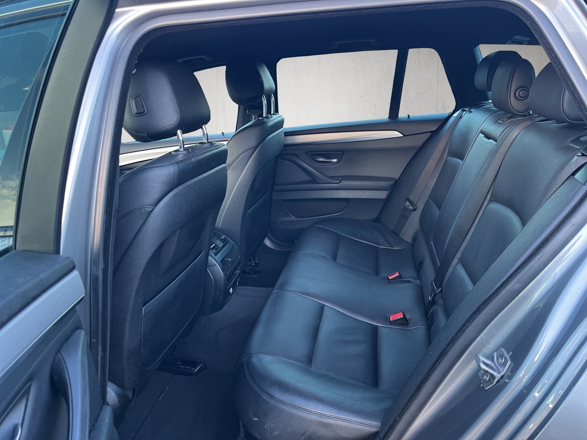 BMW 530d Touring xDrive Steptronic, M-Sportpacket.-image-10