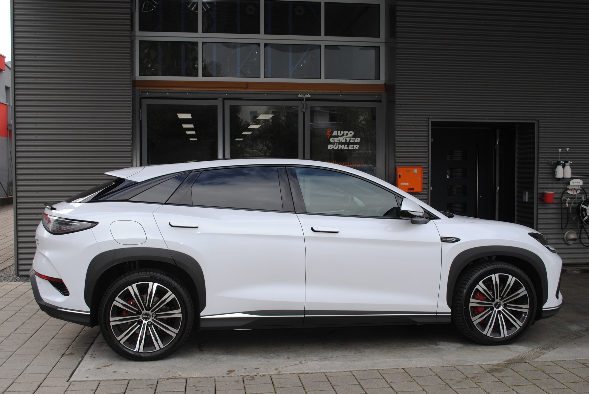 BYD Sealion 7 91,3 kWh Excellence AWD-image-8
