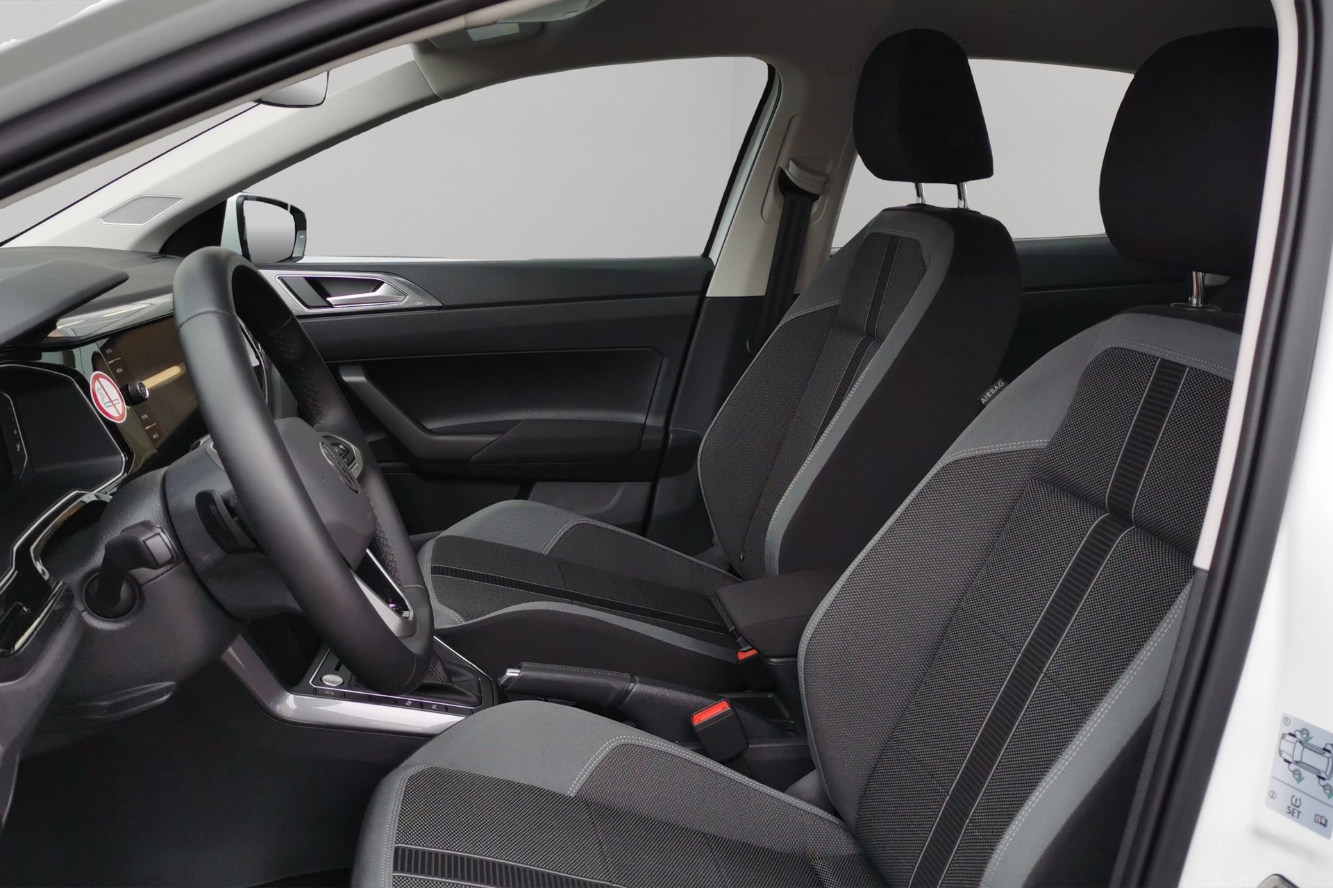 VW Polo 1.0 TSI Style DSG-image-8
