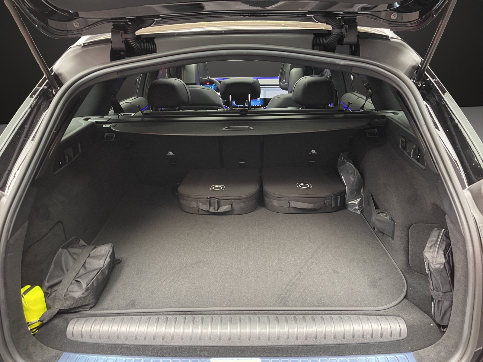 MERCEDES-BENZ E 53 Hybrid 4M+ 9G-Tronic-image-11