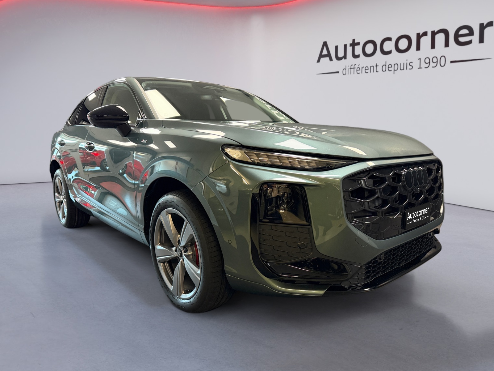 AUDI Q3 Sportback 110 kW TFSI S tronic-image-0