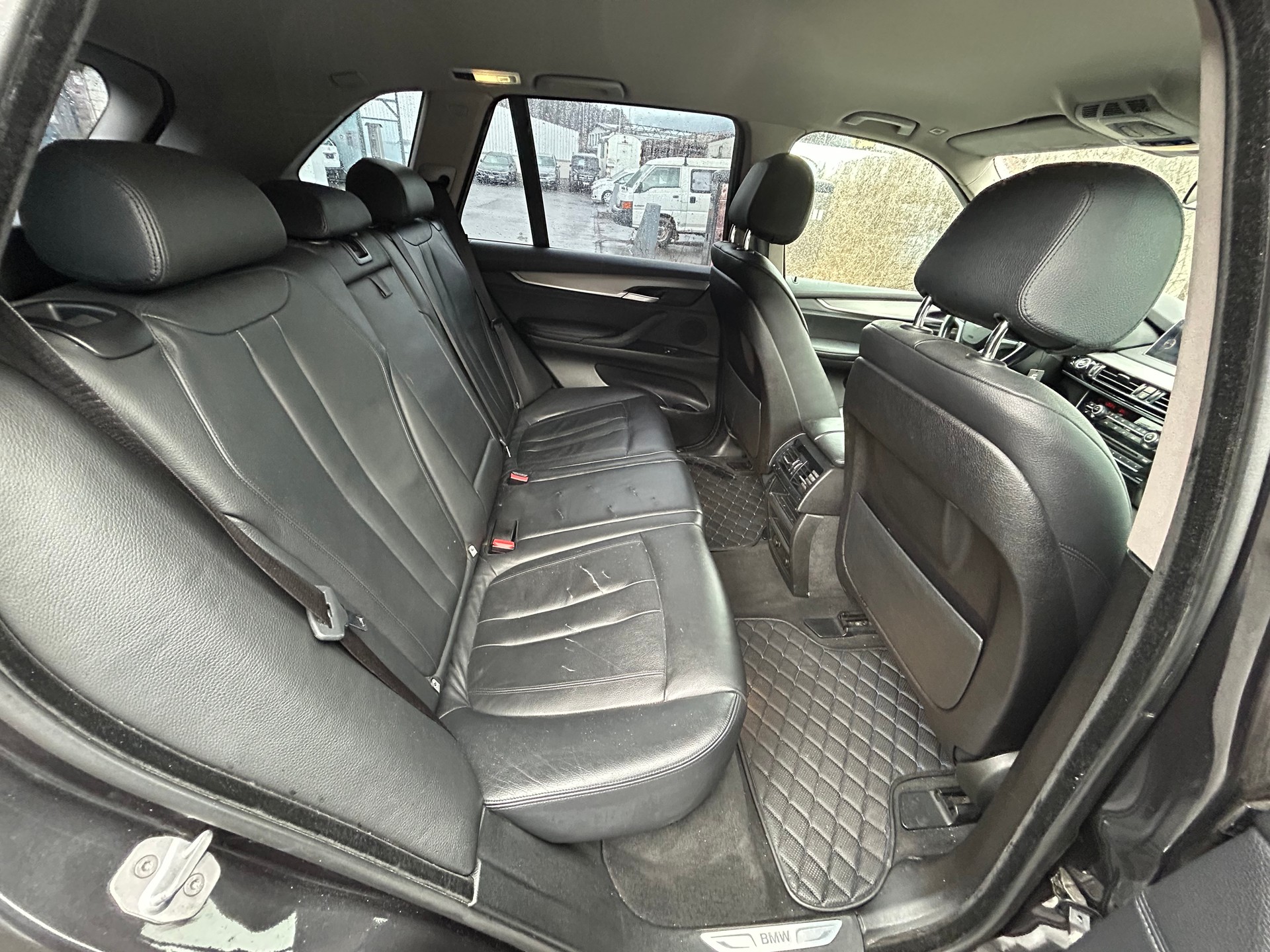 BMW X5 xDrive 30d Steptronic-image-11