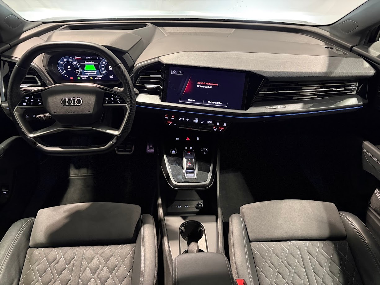 AUDI Q4 e-tron 50 quattro-image-11