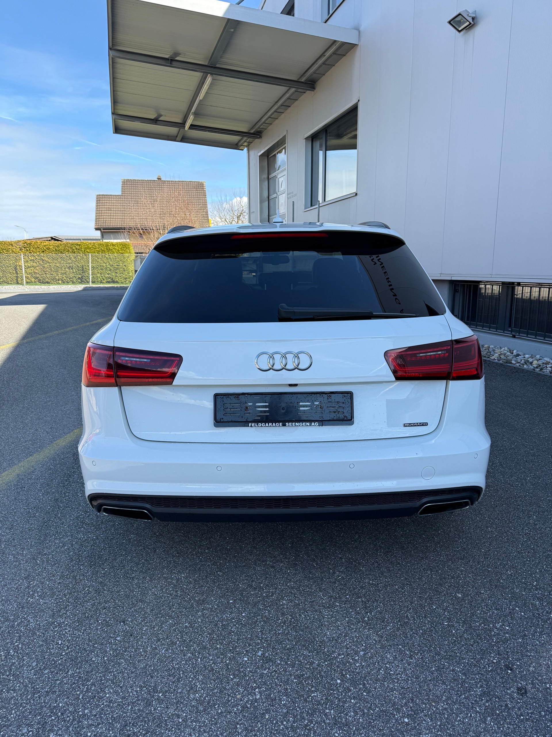 AUDI A6 Avant 2.0 TFSI quattro S-tronic-image-3