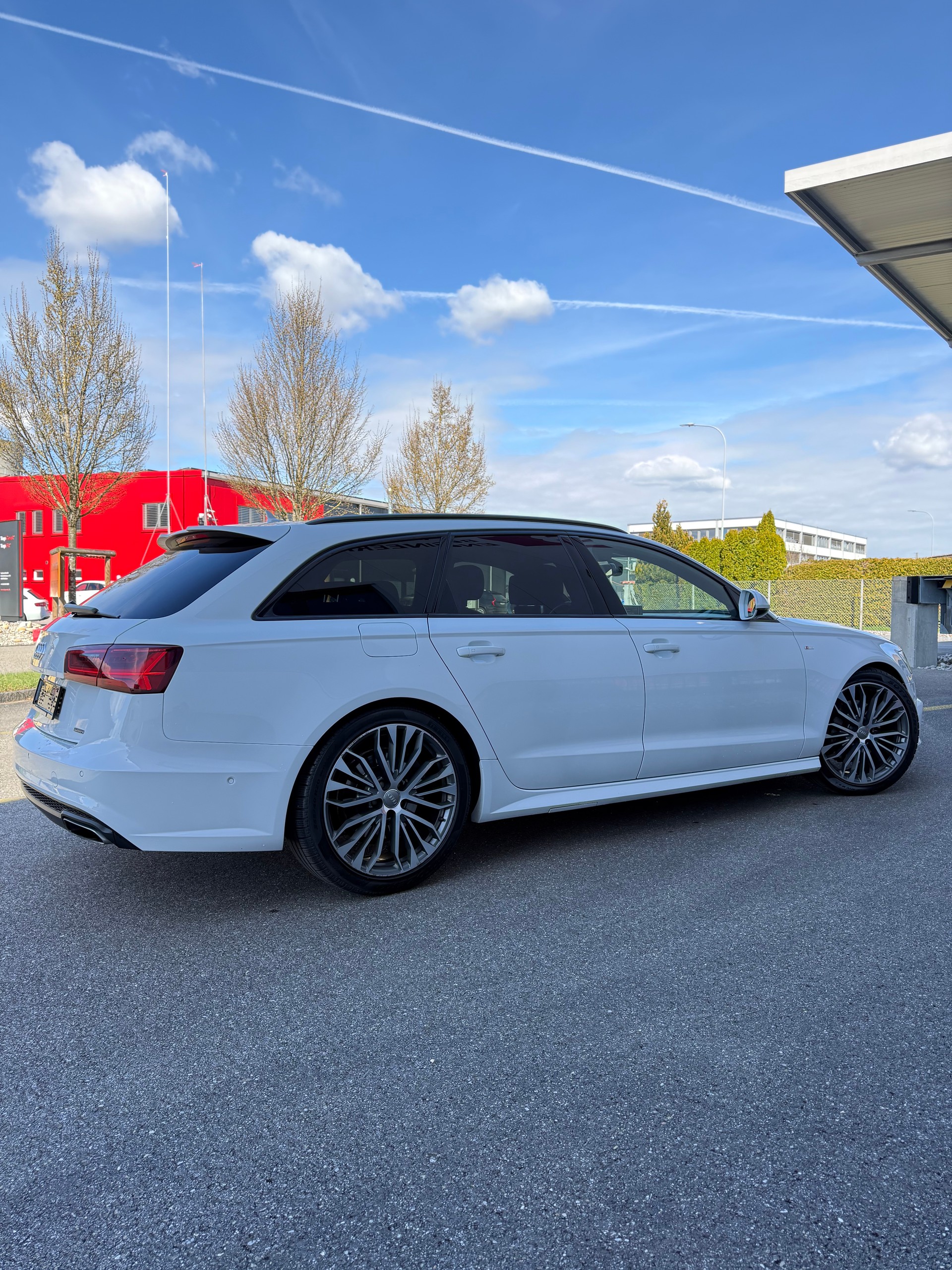 AUDI A6 Avant 2.0 TFSI quattro S-tronic-image-2