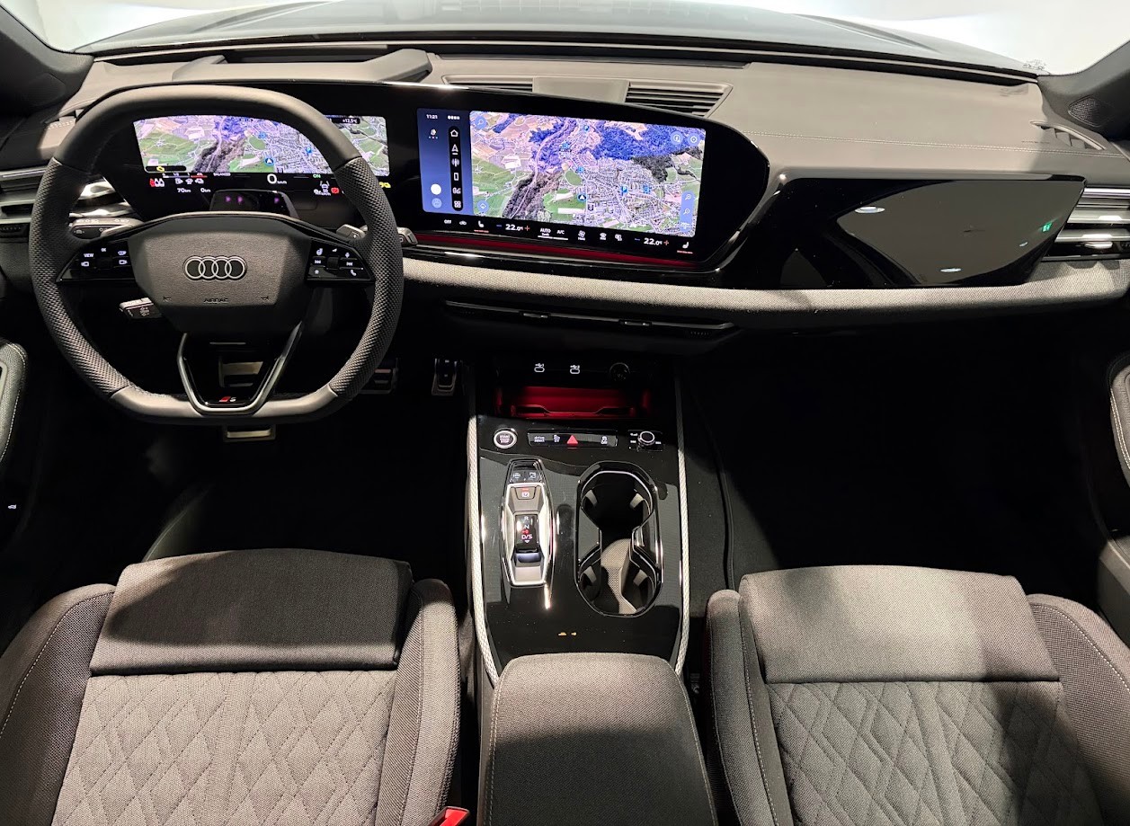 AUDI A5 Avant e-hybrid quattro Attraction 220 kW S tronic-image-10