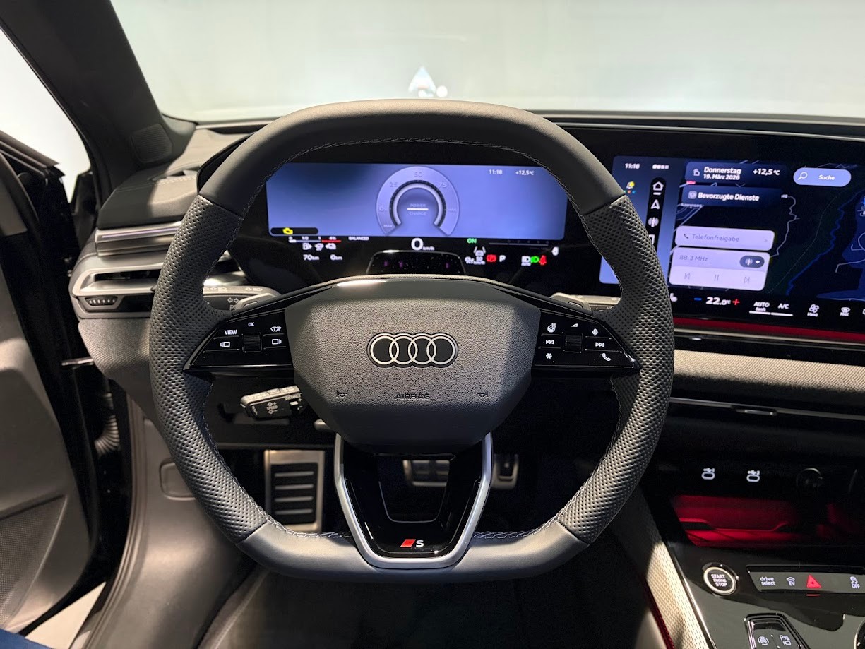 AUDI A5 Avant e-hybrid quattro Attraction 220 kW S tronic-image-5