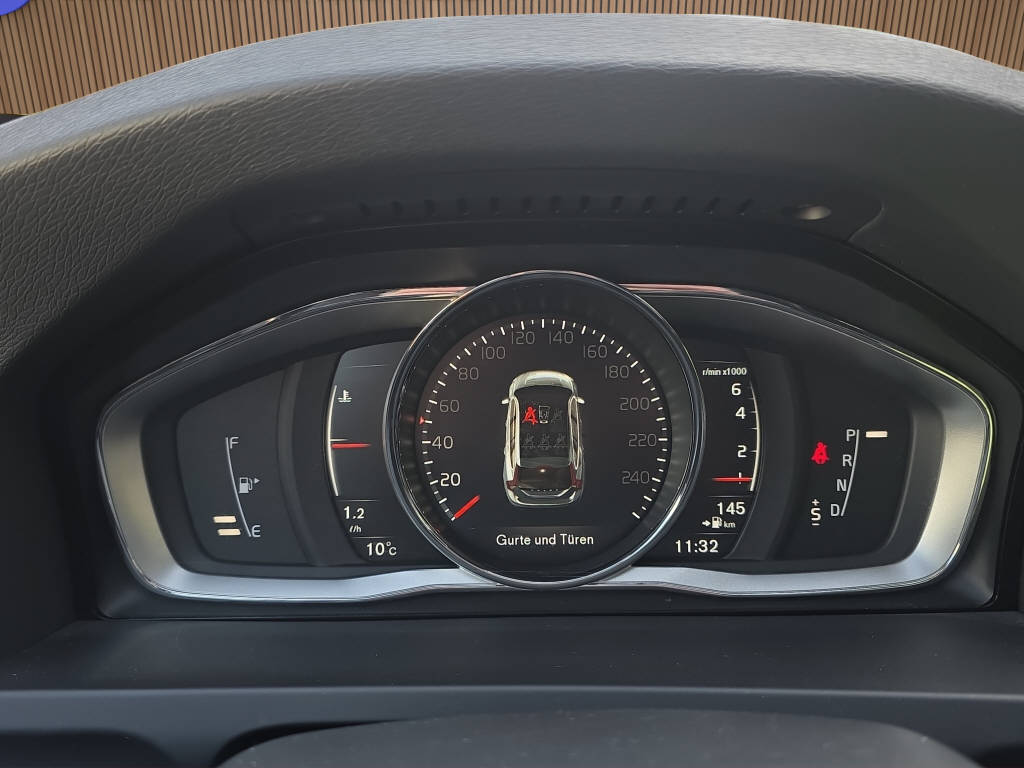 VOLVO V60 2.0 T6 Polestar AWD-image-16