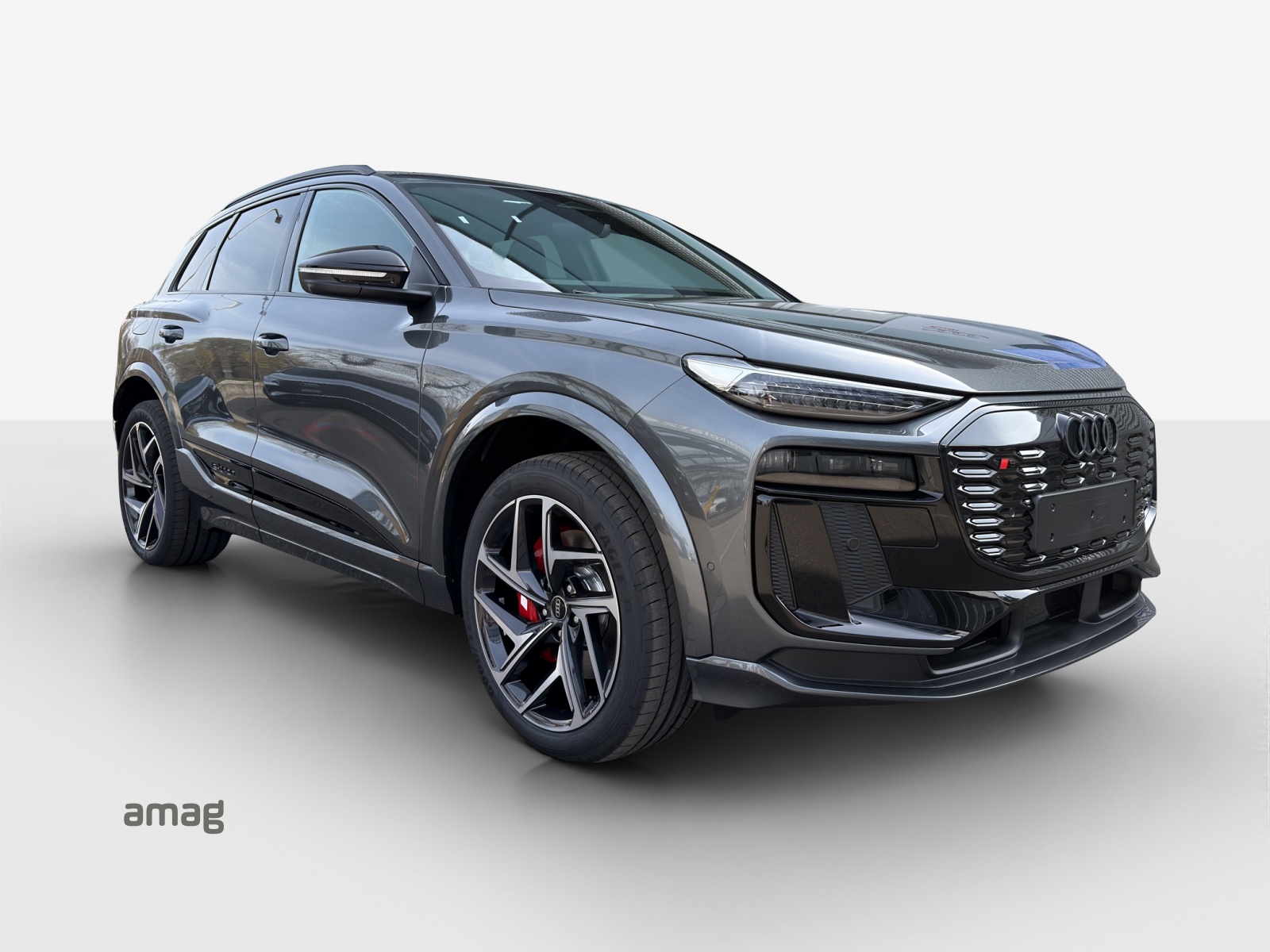 AUDI SQ6 e-tron quattro-image-5