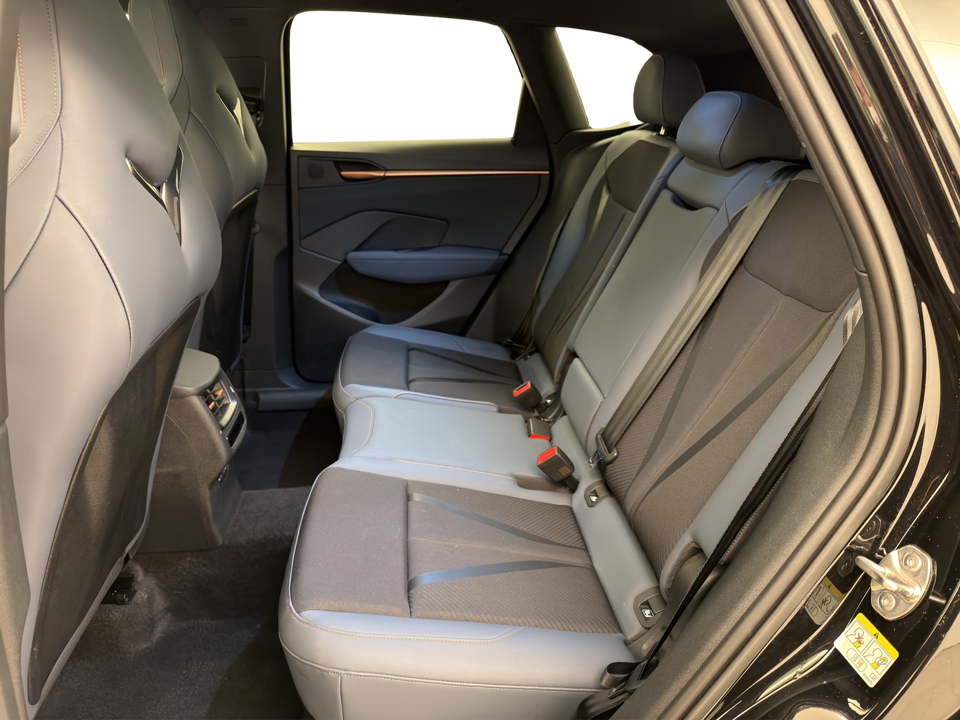 CUPRA Terramar 2.0 TSI VZ 4Drive DSG-image-8