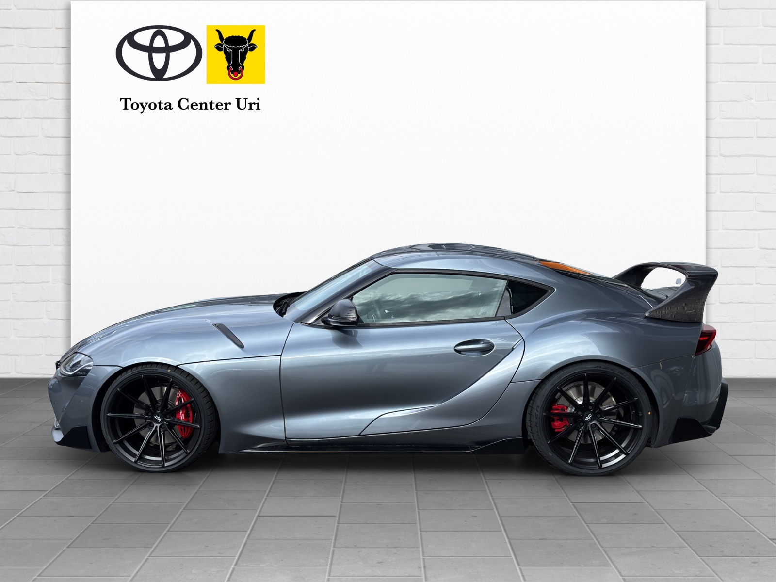 TOYOTA Supra GR 3.0i Performance-showroom-element-3