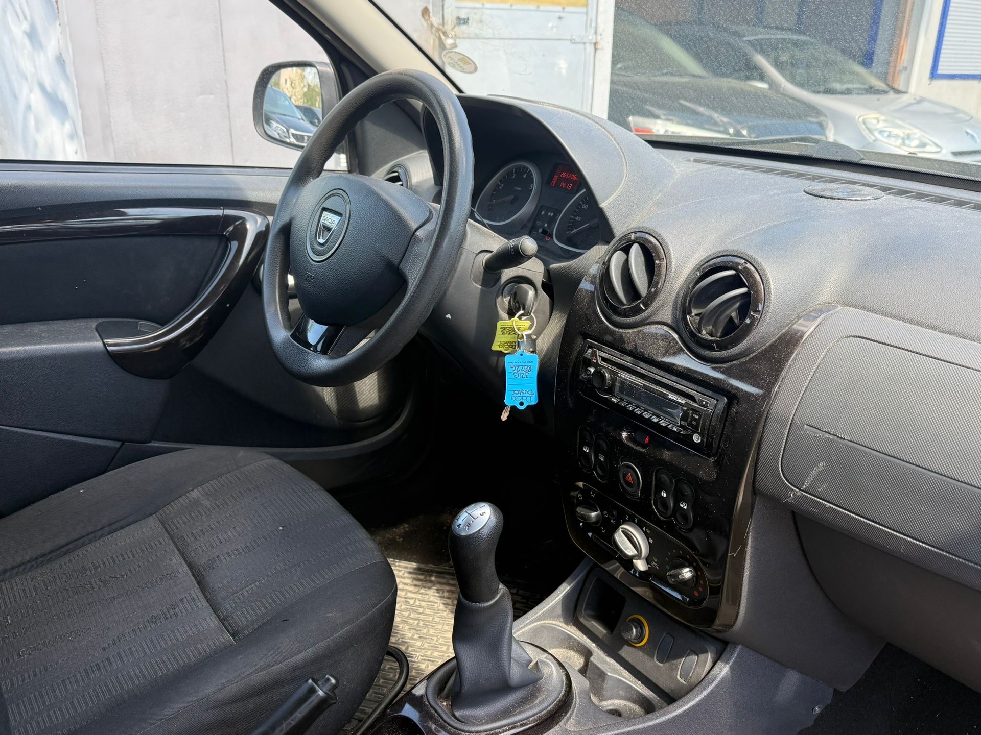 DACIA Duster 1.5 dCi Ambiance 4x2-image-9