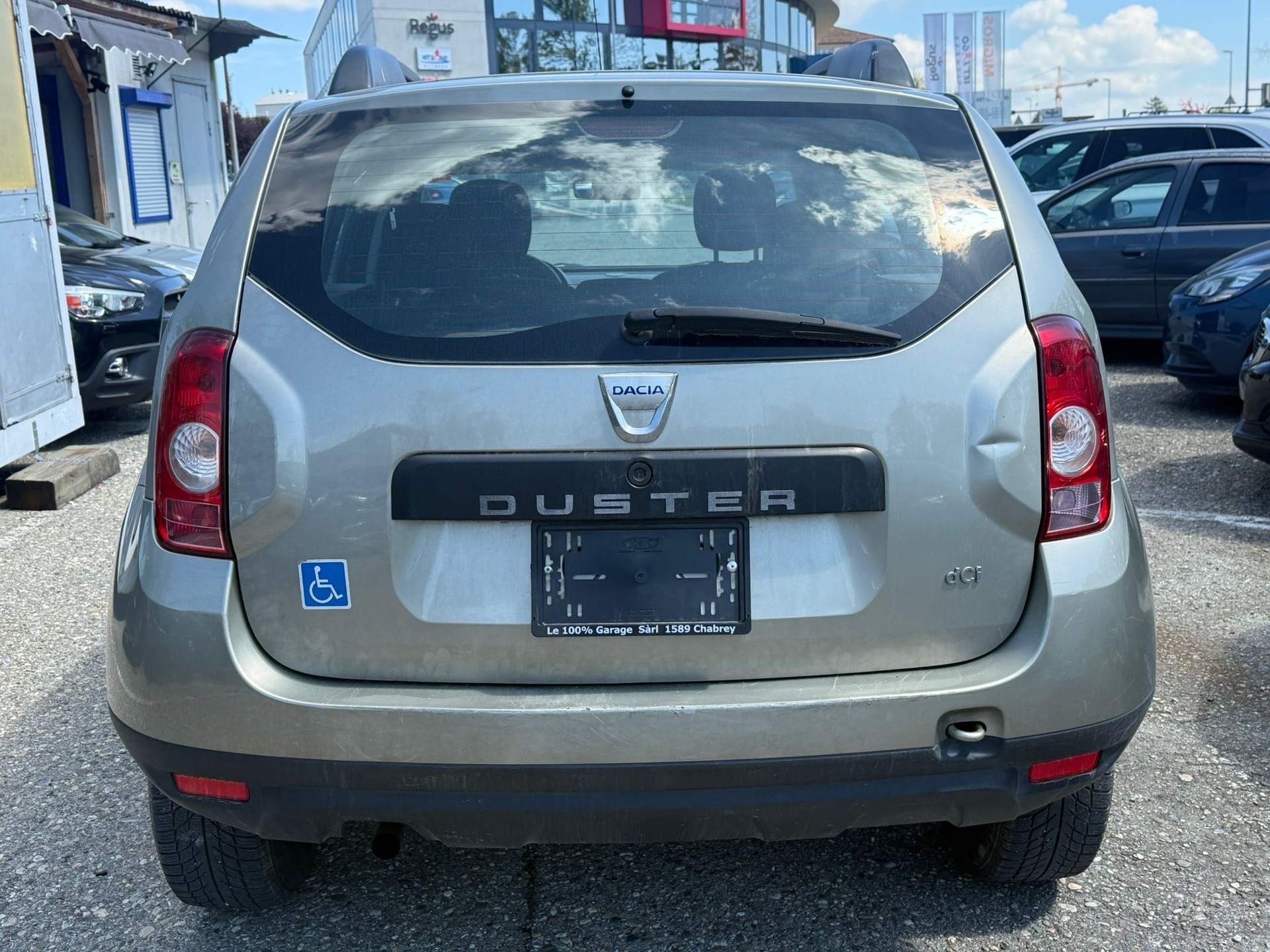 DACIA Duster 1.5 dCi Ambiance 4x2-image-8