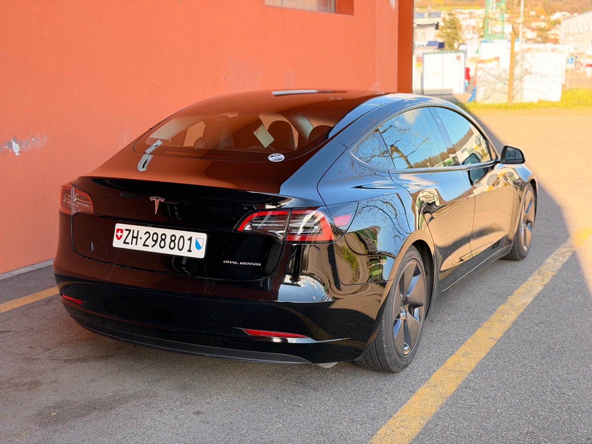 TESLA Model 3 Long Range Dual Motor AWD-image-3