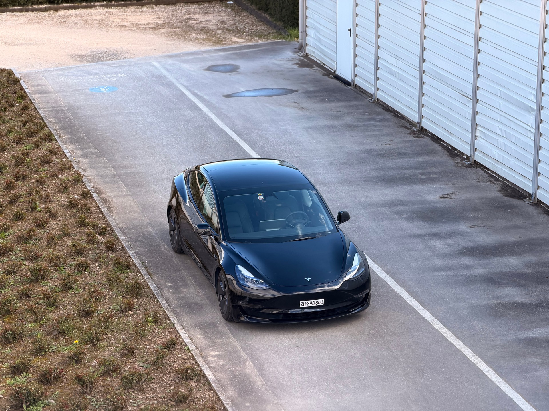 TESLA Model 3 Long Range Dual Motor AWD-image-8